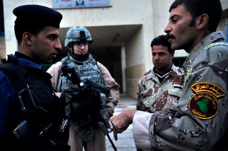 Joint walking Patrol in Baghdad DVIDS143922