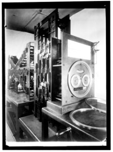 JONES, DR. E. LESTER, CHIEF, U.S. COAST AND GEODETIC SURVEY. TIDE PREDICTING MACHINE WHICH HE BUILT LCCN2016866487