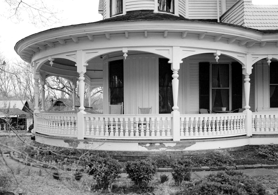 John-owings-house-porch-sc1