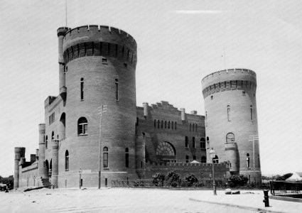 Johnston, John S. - Festung des achten Regiments (Zeno Fotografie) photo