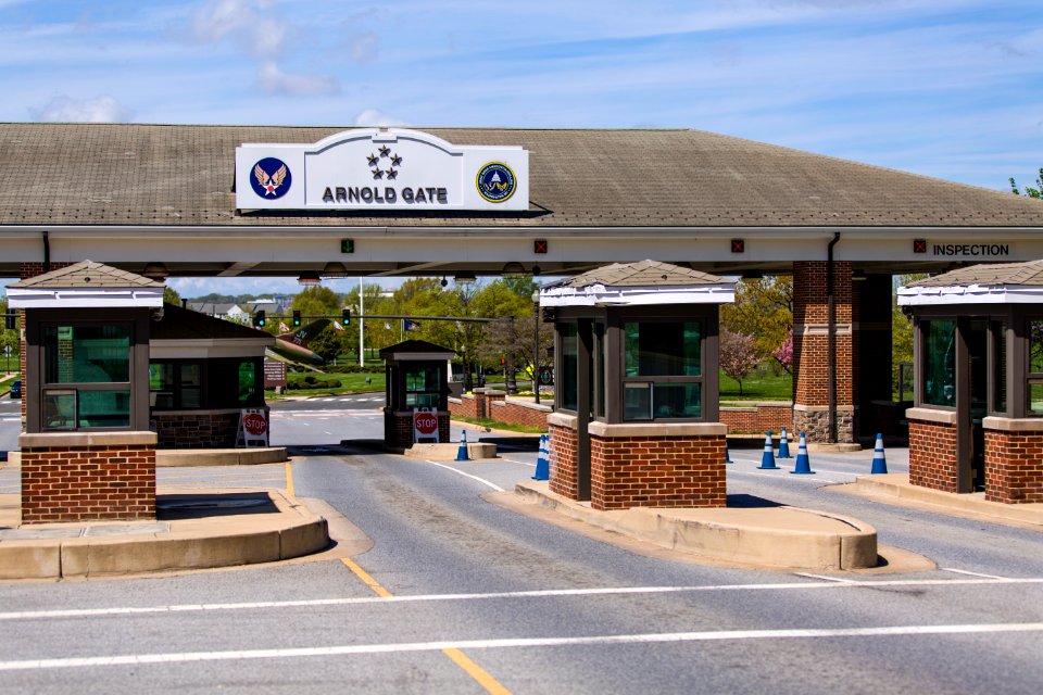 Joint Base Anacostia-Bolling's Arnold Gate 150420-N-WY366-045