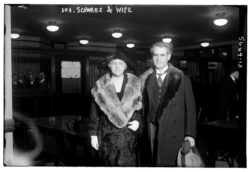 Jos. Schwarz and wife LCCN2014713980