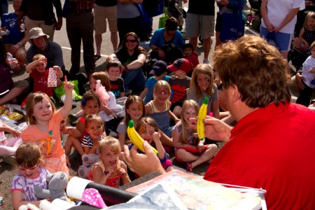 Joint Base Fun Day 140502-N-WY366-051