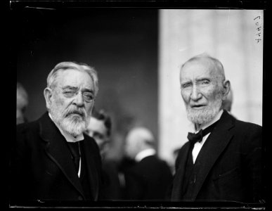 Joseph Gurney Cannon, right LCCN2016891443