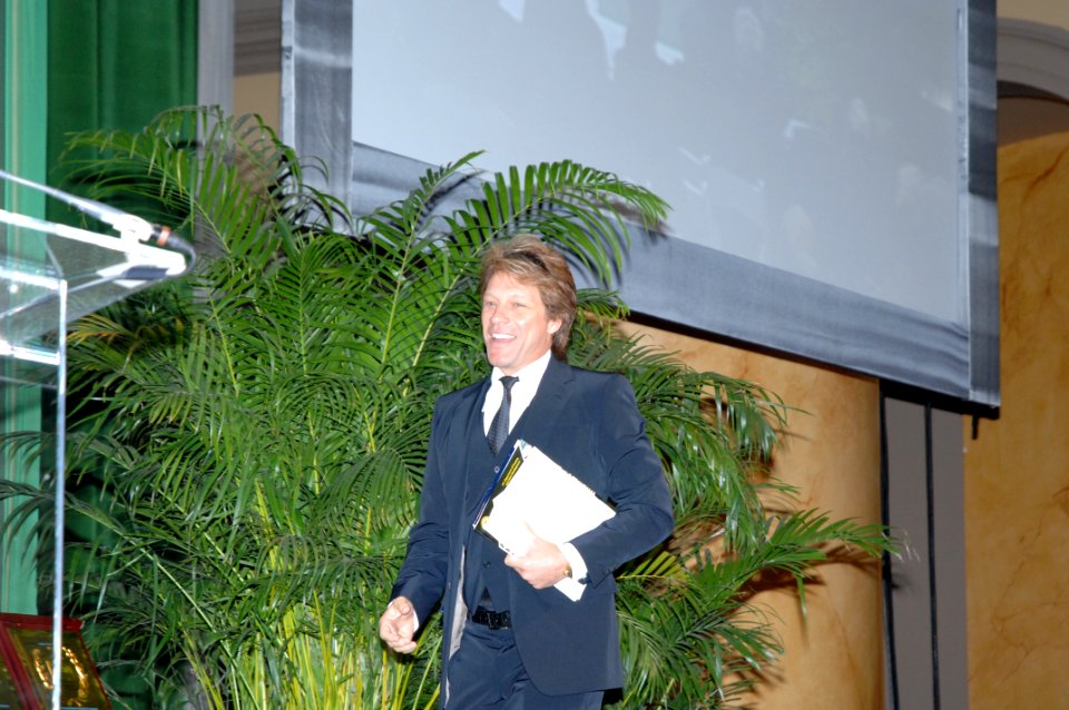 Jon Bon Jovi 207-DP-10340 SEM 6556