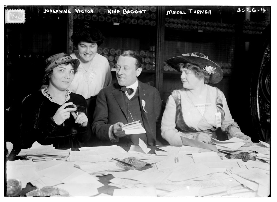 Josephine Victor, King Baggot, Maidel Turner LCCN2014703645