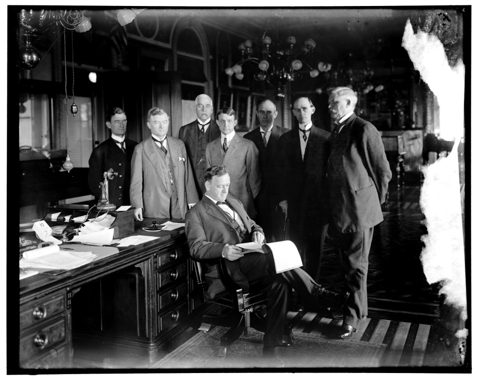 Josephus Daniels and group LOC hec.13480