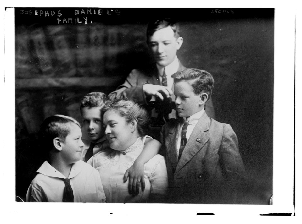 Josephus Daniel's Family LCCN2014691529