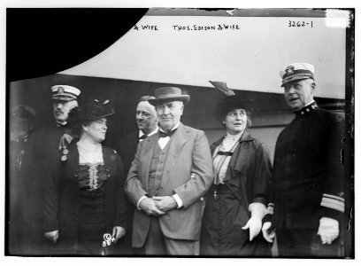 Josephus Daniels) & wife, Thos. Edison & wife LCCN2014697796