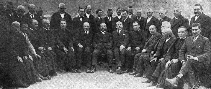 José Estévez Carrera cos seus amigos en Leiro 1924