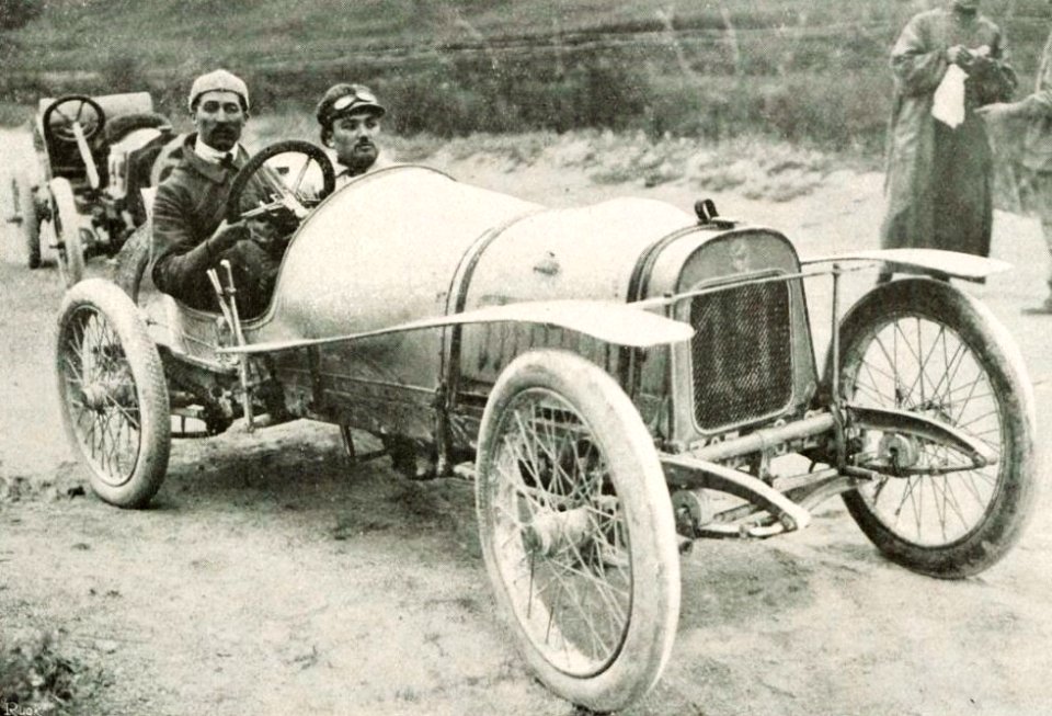 Jules Goux vainqueur de la Coupe des Voiturettes de Palerme (Corsa Vetturette Madonie) en 1909 sur Peugeot