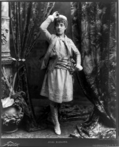 Julia Marlowe (as Viola) LCCN2007678244