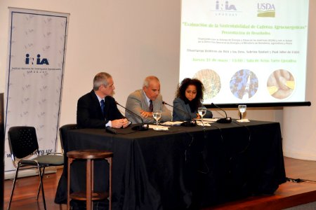 Julissa Reynoso en Uruguay (15423101223)