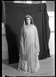 Julia Mandahl, opera singer - SMV - NM010