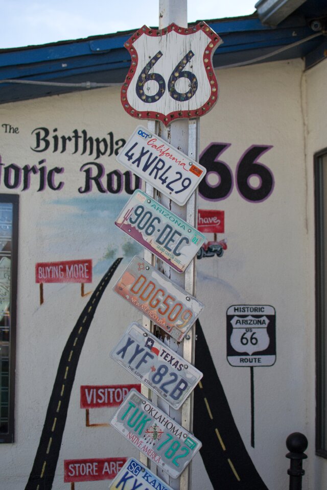 Car license plates route66 signs