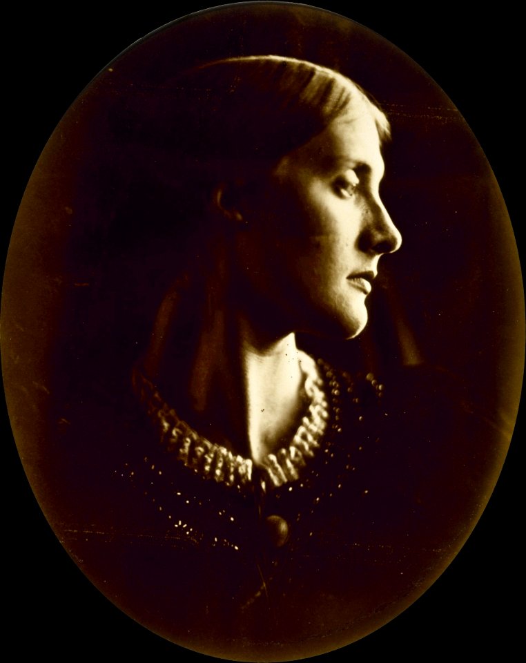 Julia Margaret Cameron - Mrs. Herbert Duckworth (1846-1895), born Julia Prinsep Jackson, later Mrs. Julia Stephen, Mother of ... - Google Art Project