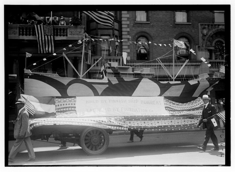 July 4th LCCN2014707562