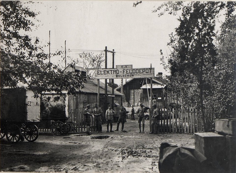 K.u.k. Elektrofelddepot in Bolechòw (BildID 15653359)