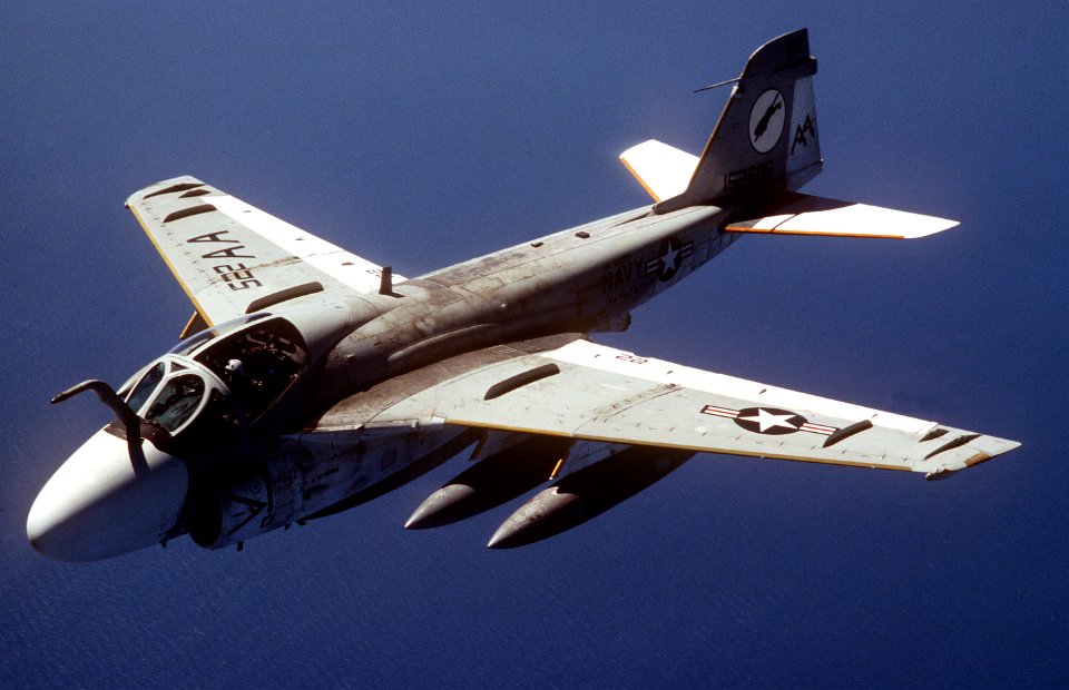 KA-6D Intruder VA-35 in flight 1990