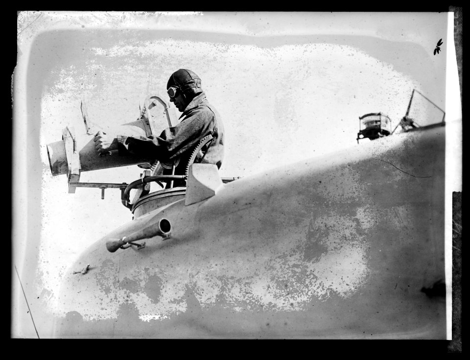 K2 aerial camera, 8-31-22 LCCN2016852491