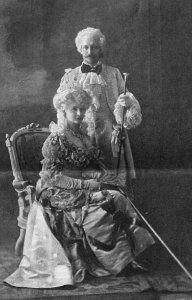 József főherceg és neje báli ruhában 1910-7 Strelisky photo