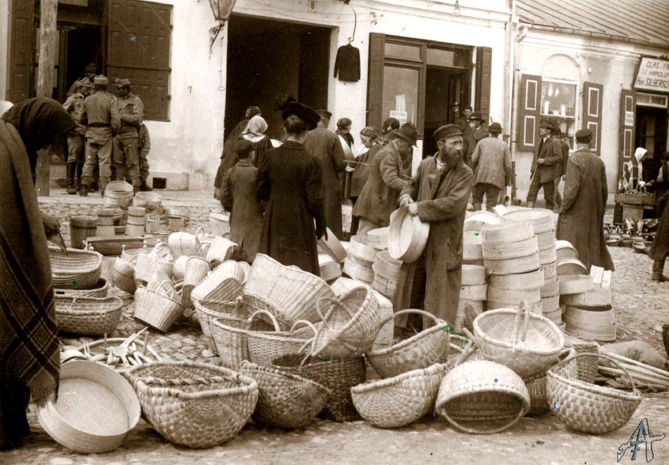 Jędrzejów. Rynek, jarmark 1916