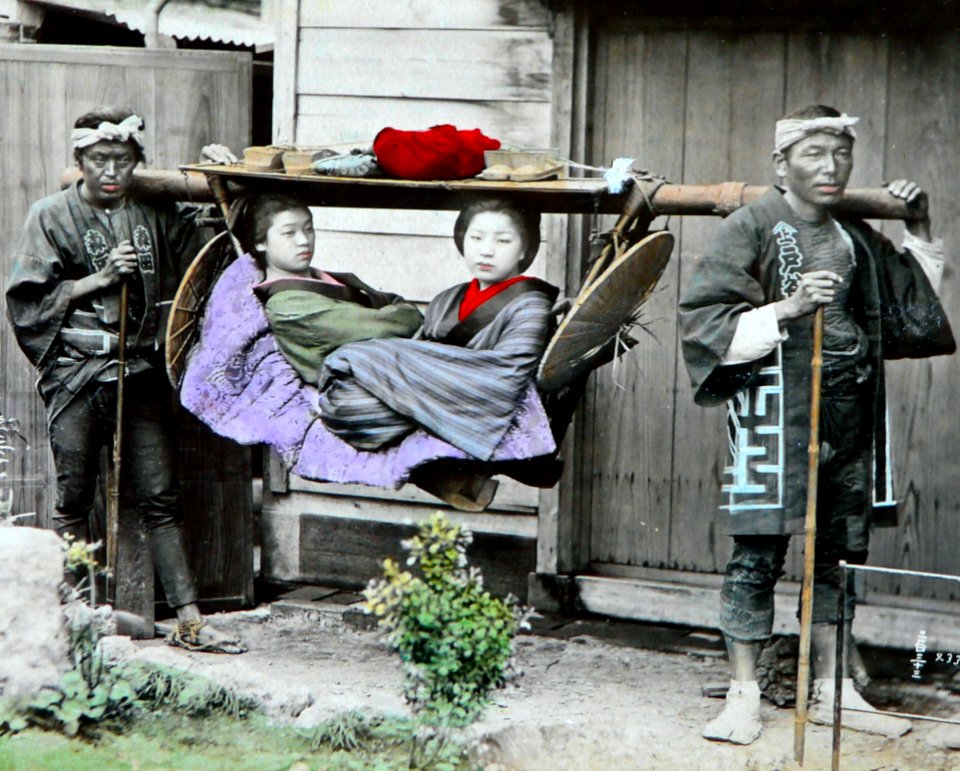 Kago in Japan before 1886, from- Japon-1886-09 (cropped)