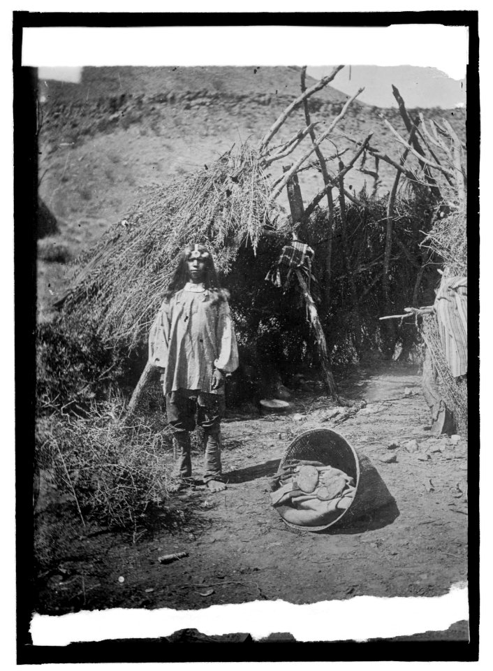 Kahn in tent of the Pinte Indians LCCN2016821242