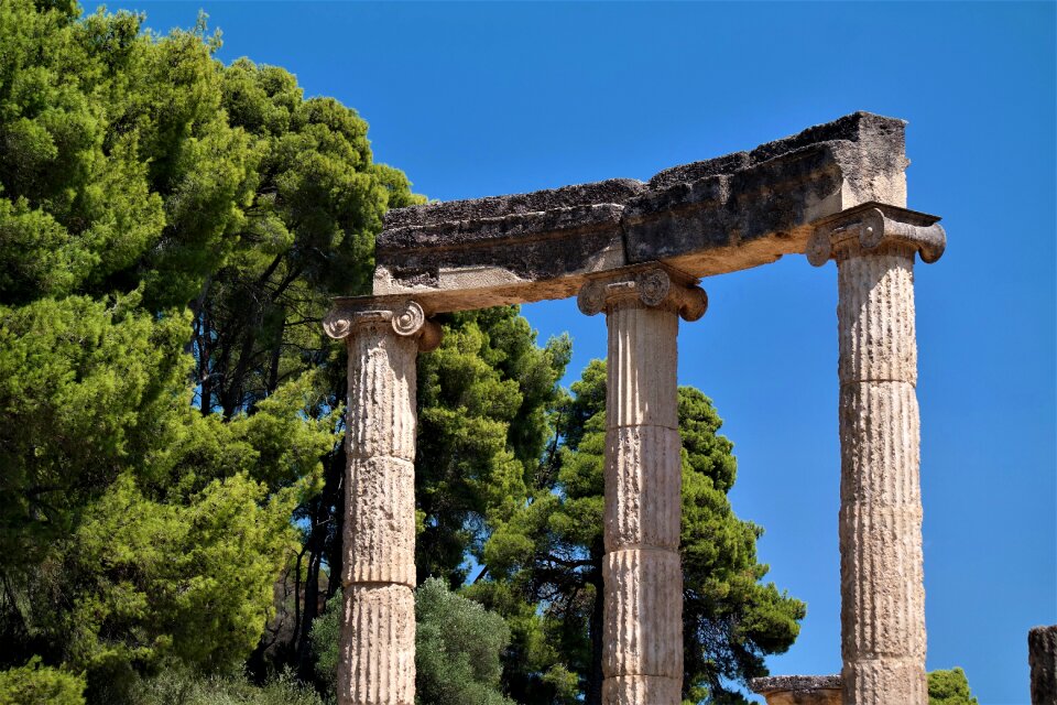 Greece places of interest ruins
