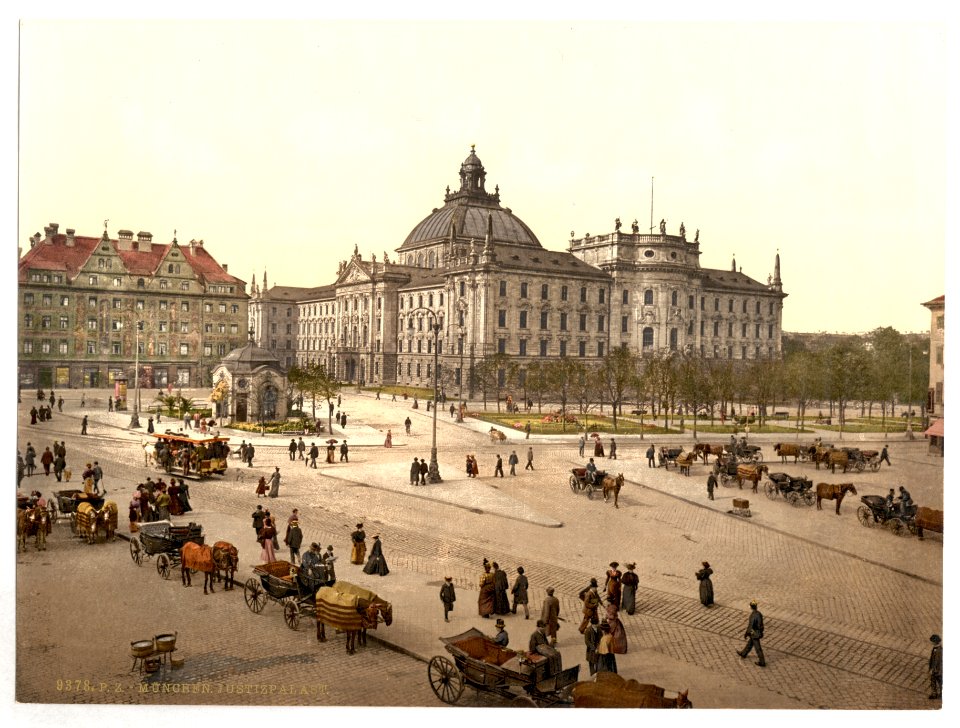 Justisplatz, Munich, Bavaria, Germany-LCCN2002696144