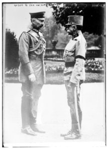 Kaiser & Gen. Von Hotzendorf LCCN2014699548