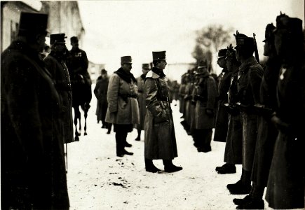 Kaiser Karl I,, Besuch in Tirol, Inspizierung der Truppe in Pergine (BildID 15415281)