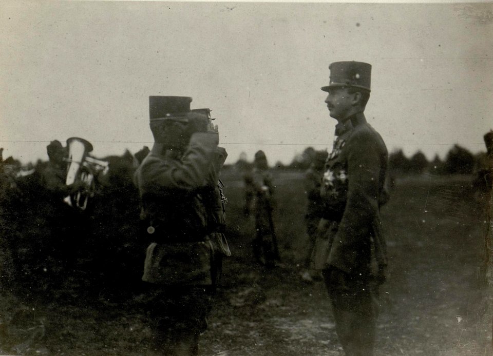 Kaiser Karl I. besucht das 9. Korps in Podhorce (BildID 15544328)
