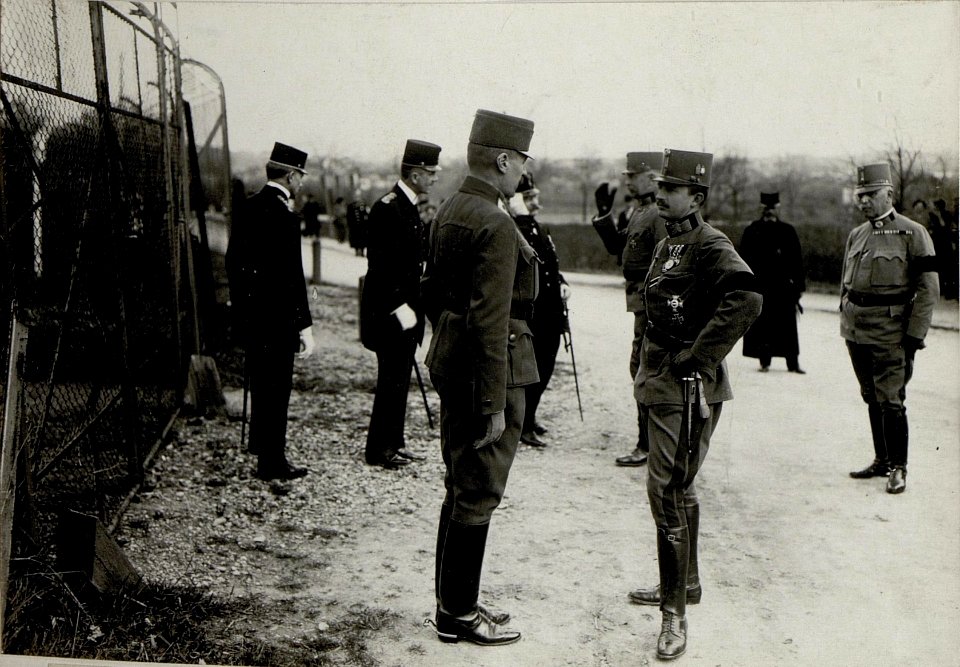 Kaiser Karl I. bei Jung Österreich am Roten Berg in Ober St. Veit (BildID 15552401)