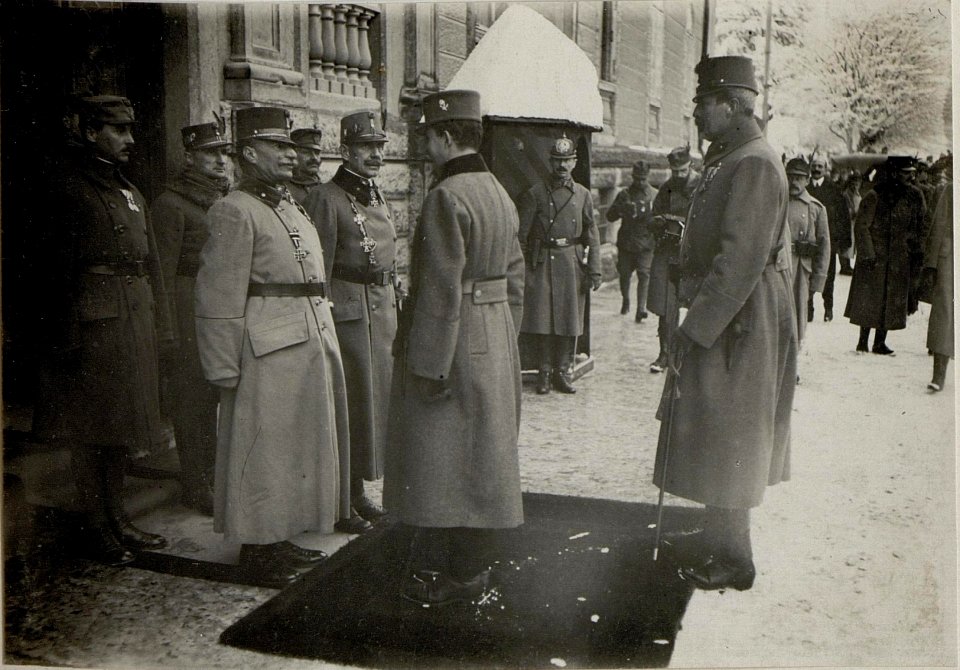 Kaiser Karl I. besucht Trient, 15.1.1917 (BildID 15549537)