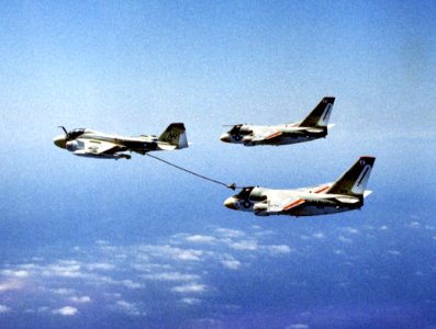 KA-6D refueling S-3As 1976