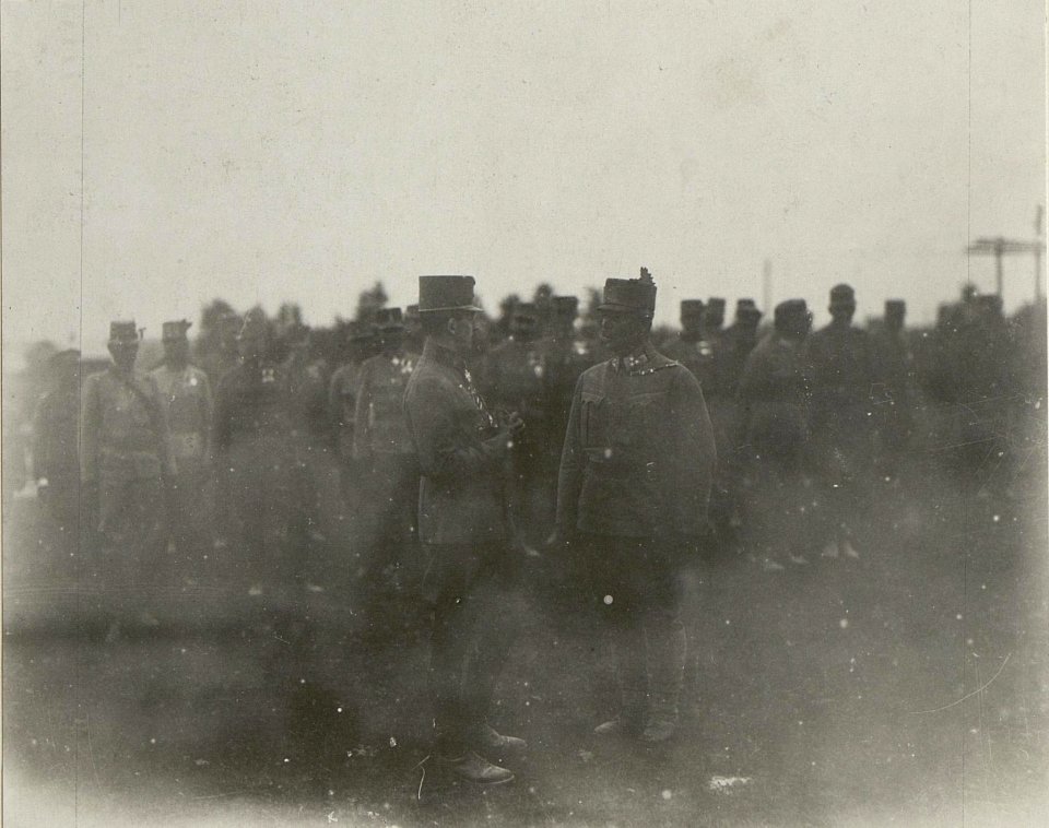 Kaiser Karl I. besucht das 9. Korps in Podhorce (BildID 15544342)