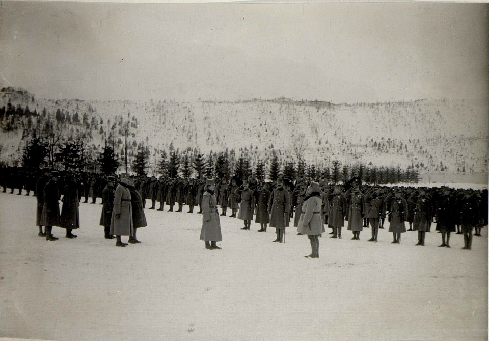 Kaiser Karl I. in Levico, 17.1.1917 (BildID 15549747)