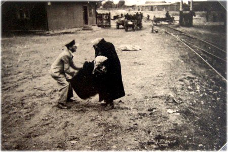 Jędrzejów. Pierwszy transport Żydów z getta do niemieckiego obozu zagłady w Treblince, 16.IX.1942