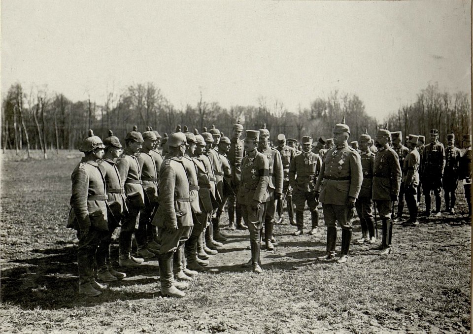 Kaiser Karl I. besucht die Armeegruppe Böhm-Ermolli in Busk (BildID 15552569)