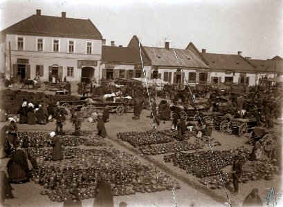 Jędrzejów. Rynek, zachodnia pierzeja, 1910