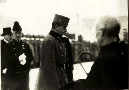 Kaiser Karl I., .Besuch in Trient, Empfang durch Klerus. (BildID 15415141)