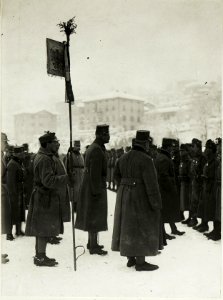 Kaiser Karl I., .Besuch in Trient,, bei den Tiroler Kaiserjägern am Waffenplatz. (BildID 15415204)