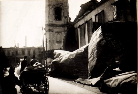 Kaiser Karl I. und Kaiserin Zita besuchen das am 21.5.1917 von einem Brand zerstörte Gyöngyös am 23.5.1917 (BildID 15564897)