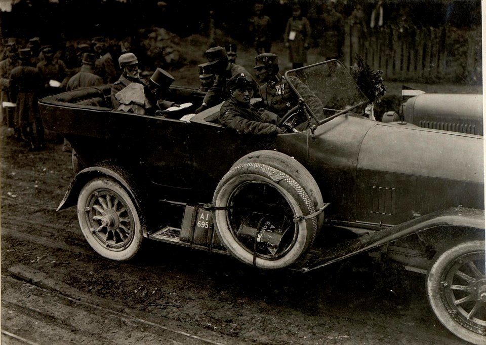 KAISER KARL in Kozowa. (BildID 15531569)