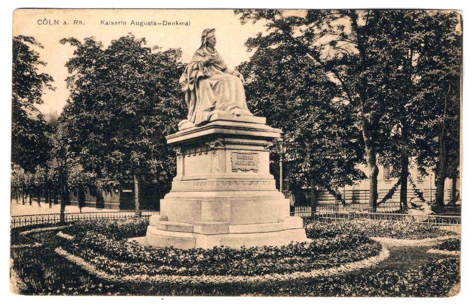 Kaiserin Augusta-Denkmal in Cöln am Rhein