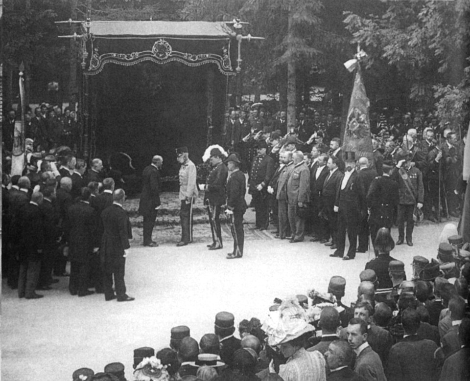 Kaiser Franz Joseph zu Besuch in Alt Aussee - Empfang des Kaisers durch BM. Hölzlsauer - 1902
