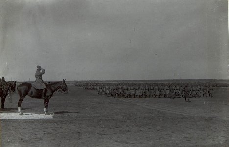 Kaiserin Geburtstagfeier.Defilierung der Infanterie. (BildID 15656043)