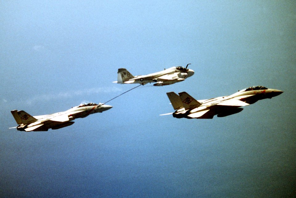 KA-6D VA-34 refueling VF-102 F-14A 1982