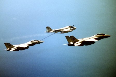 KA-6D VA-34 refueling VF-102 F-14A 1982
